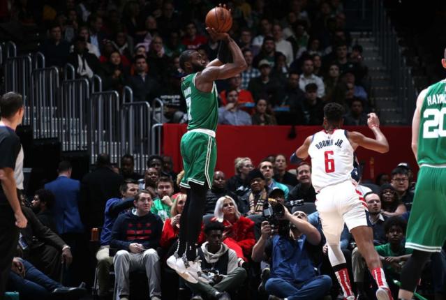  法甲揭幕战爆冷门弱旅击败劲旅  