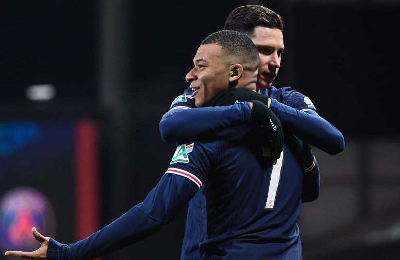  布雷斯特降级后主帅主动担责辞职  