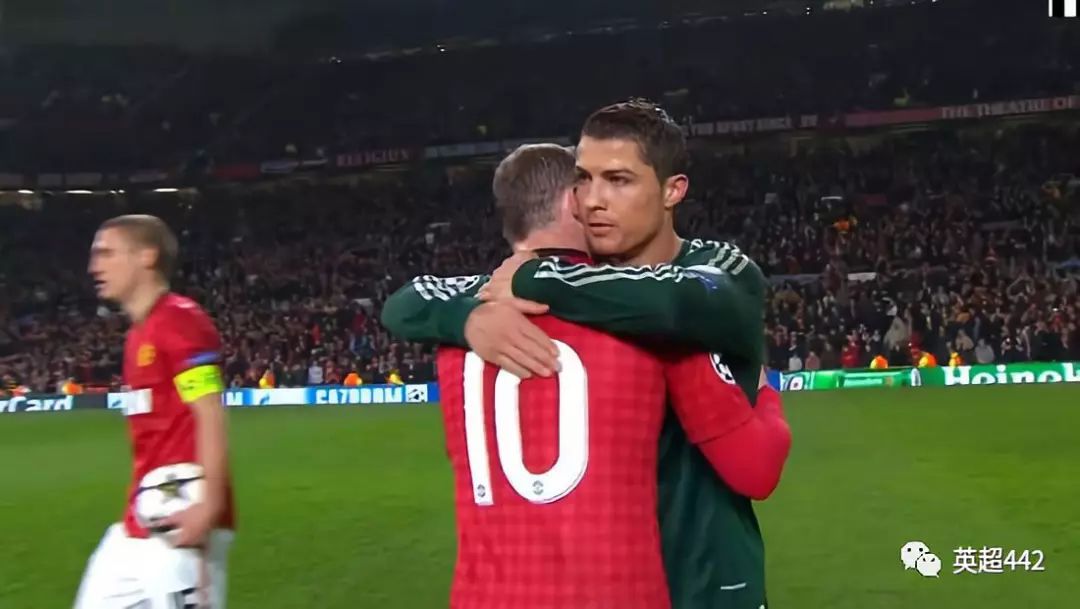  曼联争议红牌引发热议，英足总或将重启调查  